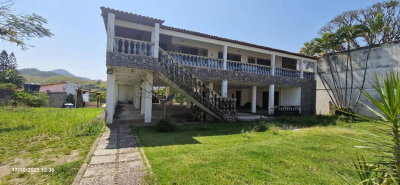 Casa Alto Padrão com 6 Suítes e Piscina em Maricá
