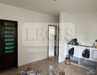 Casa com 3 quartos, 1 suíte, 8 vagas de garagem e 148,39m² construídos