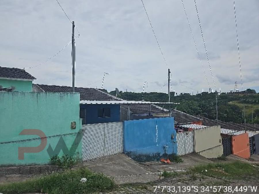 Casa em Condomínio em Santa Rita/PB com 2 quartos