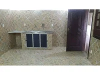 Casa Ocupada com 1 Vaga e Ampla Área Construída