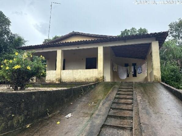 Casa com 3 quartos, 2 banheiros e 123,8m² área privativa