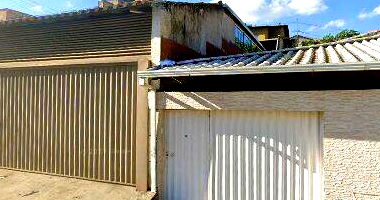 Casa com 3 quartos, 1 banheiro, 1 vaga, 69.38m² construída