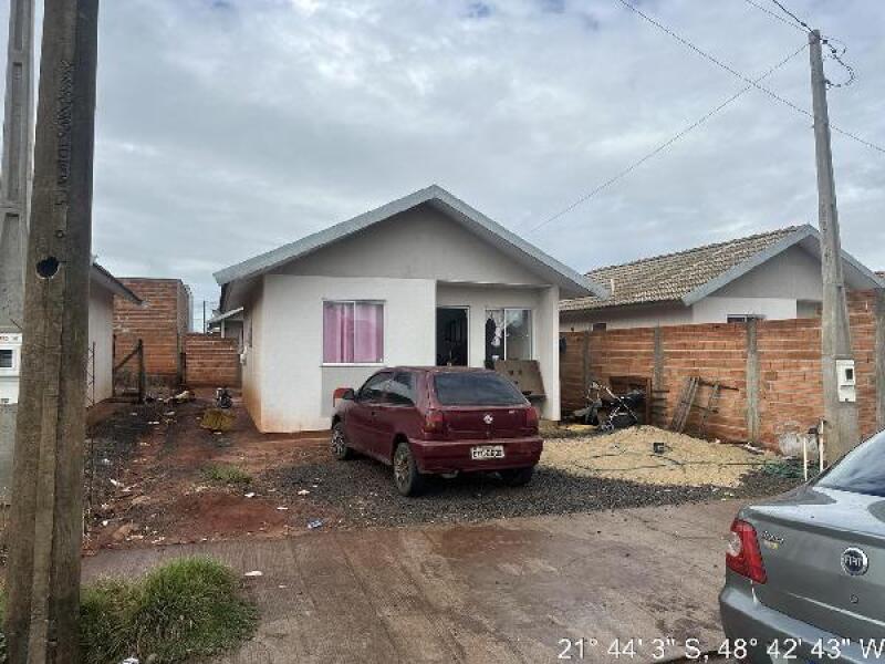 Casa com 2 Quartos e 1 Banheiro em Tabatinga/SP