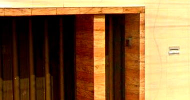 Casa com 3 quartos, 2 banheiros, 130m² construída, imóvel ocupado