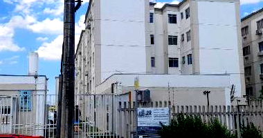 Apartamento Desocupado no Cond. Res. Alto da Baviera