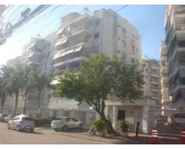 Apartamento 406 com 1 vaga no Residencial Jardins de Valqueire