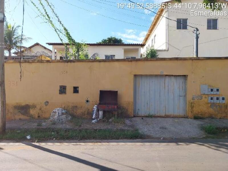 Casa 51,7m² com 2 quartos e garagem