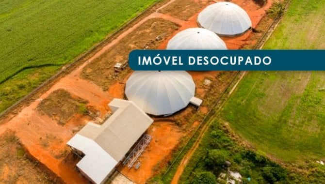 Armazém Graneleiro com 10 ha e 7.701 m² de área construída