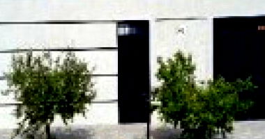 Casa 69,94m² com 305m² de terreno - Desocupada