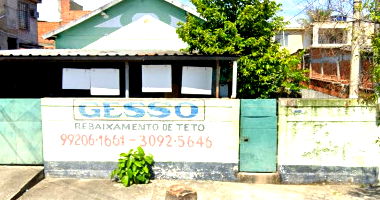 Casa térrea com 45m² e terreno plano de 350m², 1 pavimento
