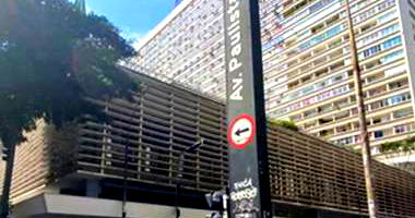 Sala comercial na Avenida Paulista - Desocupada