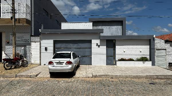 Casa com 3 quartos, 2 banheiros, 1 vaga e 99,69m² construída