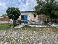 Casa Ocupada com 77m² de Área Construída em Santa Quitéria