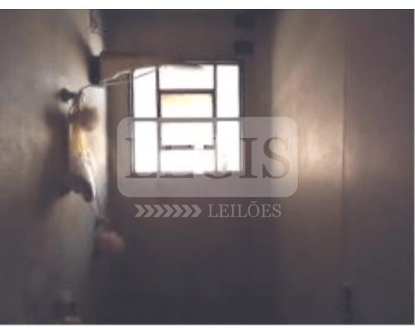 Direitos possessórios sobre imóvel residencial 221,61m² com 4 cômodos