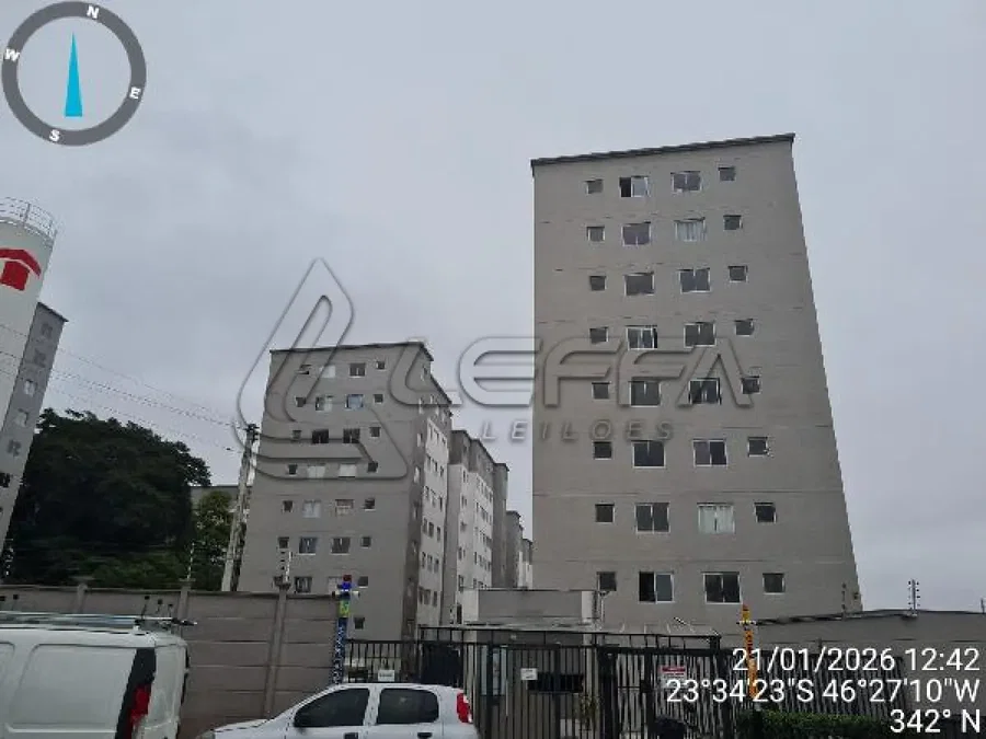 Apartamento com 2 quartos, 1 banheiro e 1 vaga de garagem