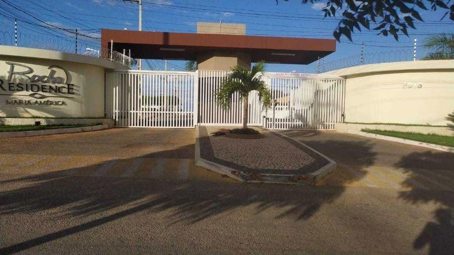 Casa em condomínio com 2 quartos, 2 banheiros e 1 vaga de garagem