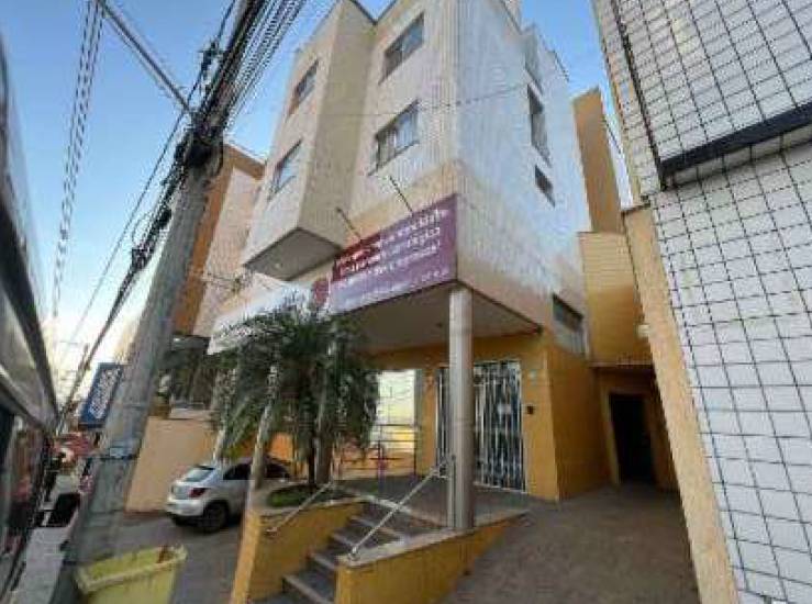 Apartamento com 64m², 3º pavimento, ocupado