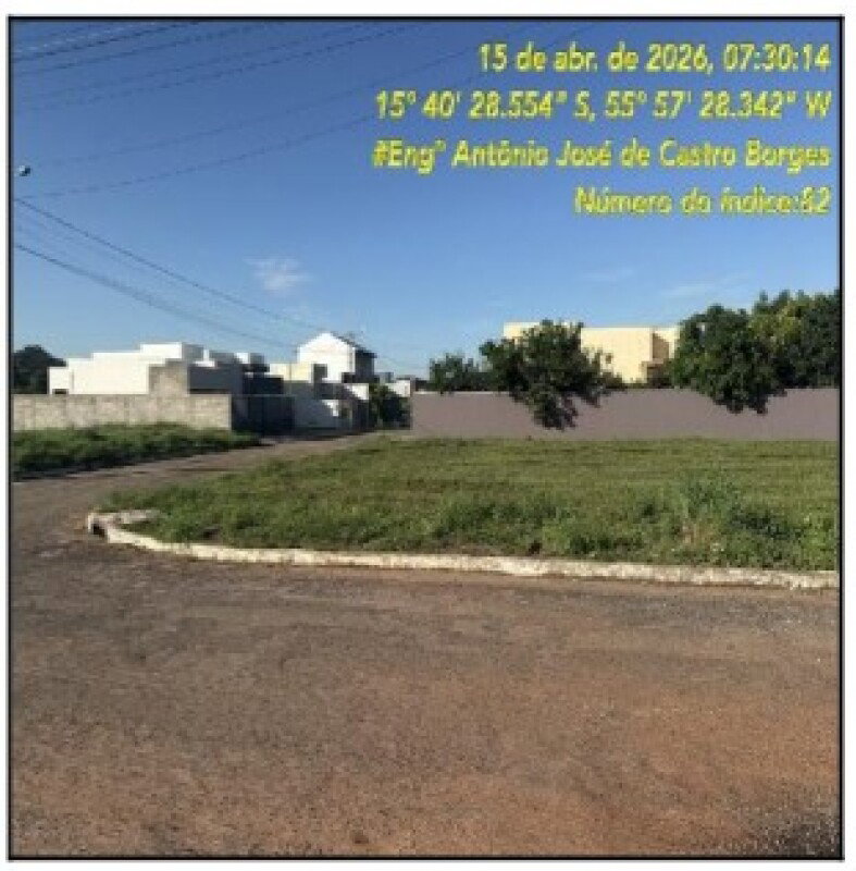 Terreno em Loteamento com 307m²