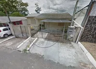 Casa de alvenaria com 363,07m², 3 quartos, 2 banheiros, ocupada