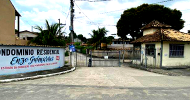 Casa em Condomínio com 1 Vaga e 148m² Construída em São Gonçalo - RJ