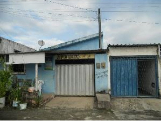 Casa com 45m² em Terreno de 91,6m² em Santa Rita/PB