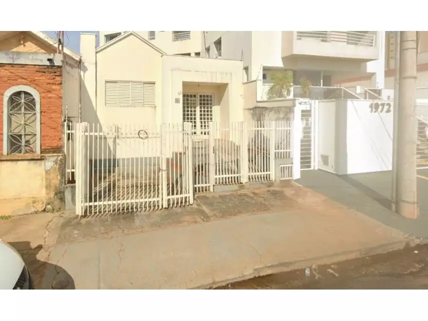 Imóvel Comercial Desocupado com 94,74m² em Ribeirão Preto