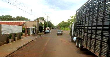 Terreno Comercial com Estrutura para Concessionária em Pereira Barreto