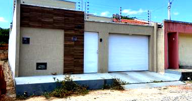 Casa Ocupada com 3 Quartos em Camocim/CE