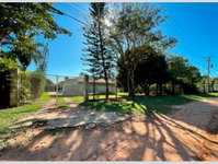Casa com 382,50m² construídos em terreno de 5.000m², ocupada