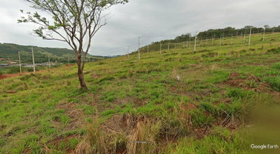 Terreno 200m² em Loteamento Residencial