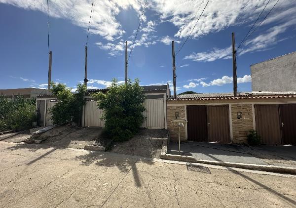 Casa com 38m² em Nova Iguaçu/RJ - 1 vaga, IPTU 958789-6