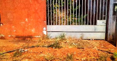 Casa com 2 Quartos e 1 Vaga em Varzea Grande