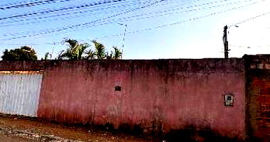 Casa em Águas Lindas de Goiás com 2 quartos e 360m² de terreno