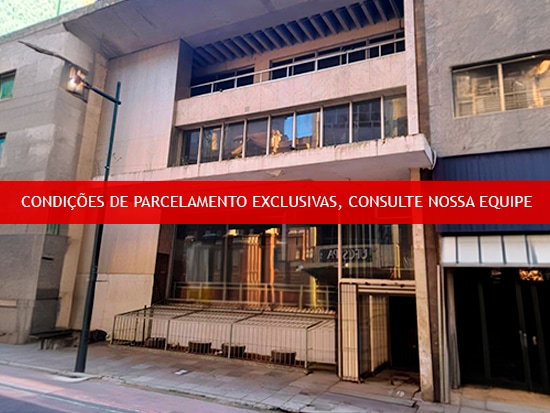 Prédio comercial em Porto Alegre - RS