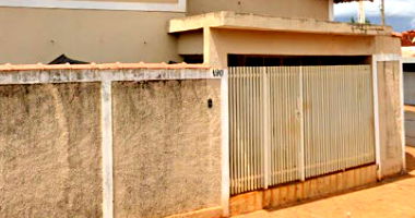 Imóvel Residencial com Suíte e Garagem em Ituverava/SP