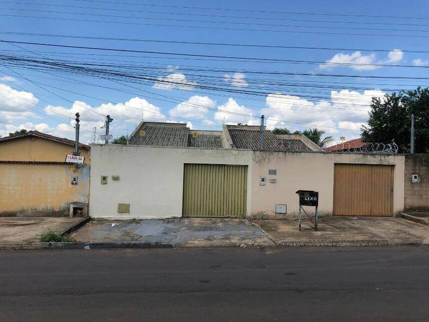 Casa em condomínio com 1 quarto, 1 banheiro e 1 vaga, ocupada