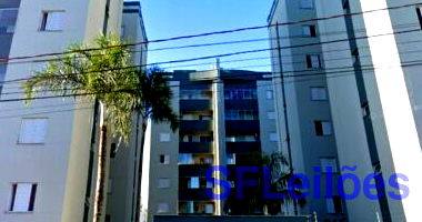 Vaga de Garagem Exclusiva com 15 m² no Condomínio