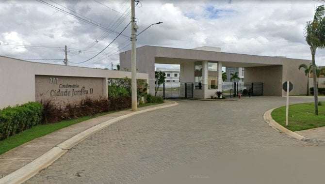 Sobrado em Condomínio Fechado com 183m², 2 Pavimentos