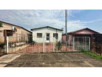 Casa em leilão com 1 quarto, 1 banheiro e 58m² construídos