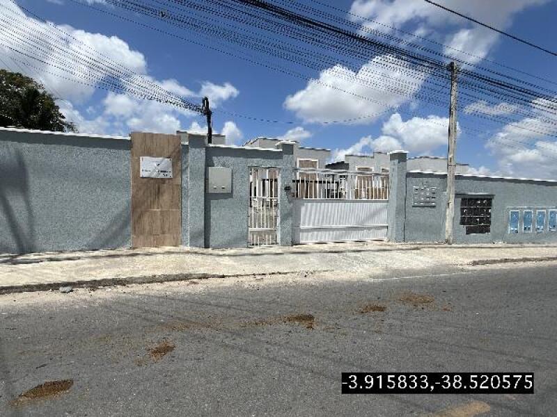 Apartamento 2 Quartos com Garagem em Itaitinga