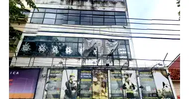 Prédio Comercial com 510m² em Ilha do Governador/RJ