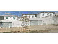 Casa em condomínio - Baronesa com 2 quartos e 1 vaga
