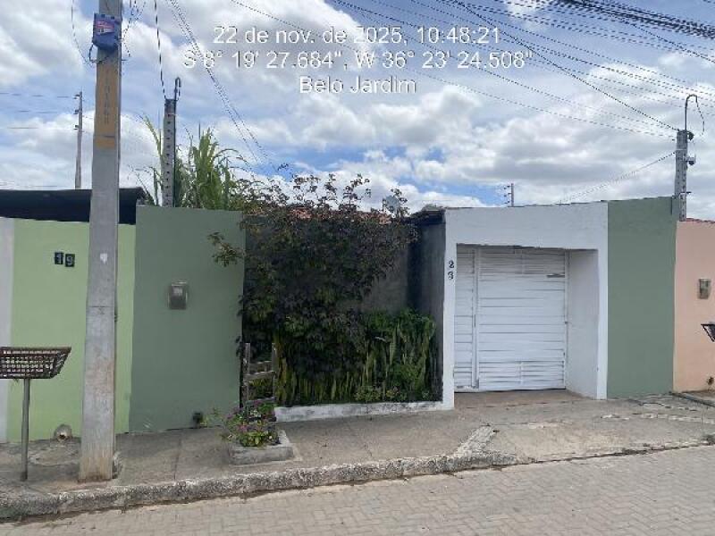 Casa com 2 quartos em Belo Jardim/PE