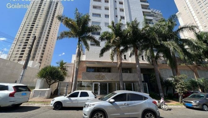 Apartamento Luxuoso com 4 Quartos e 2 Vagas em Goiânia