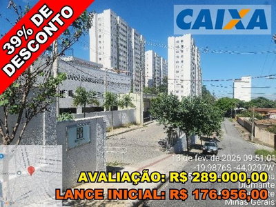 Apartamento com 2 quartos e vaga de garagem em Belo Horizonte