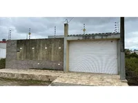 Casa em leilão com 3 quartos e 2 banheiros