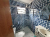 Casa com 3 Quartos e 2 Banheiros, 81m²