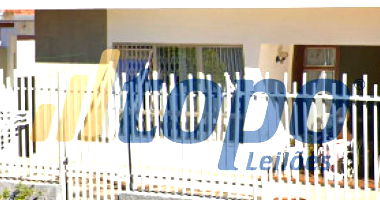 Casa de Madeira com 50% de Fração Ideal em Ponta Grossa