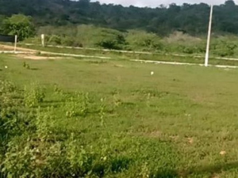 Terreno de 2.144 m² em loteamento residencial