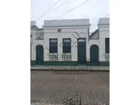 Imóvel Residencial com 3 Aberturas na Rua XV de Novembro